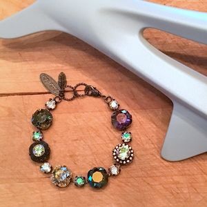 LOVELY Crystal Bracelet